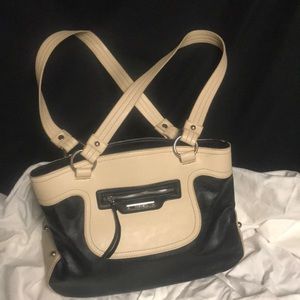Nine West purse bag black and tan 14 x 11